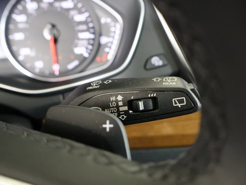 Used 2023 Audi Q5 2.0T Premium w/ Convenience Package image 30