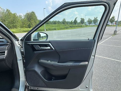 Used 2022 Mitsubishi Outlander SE image 18