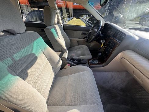 Used 2003 Subaru Outback Wagon AWD/4WD image 18