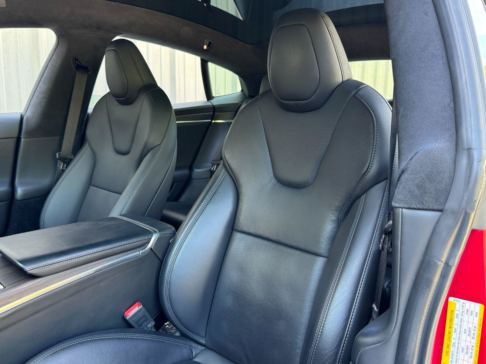 Used 2022 Tesla Model S AWD/4WD image 43