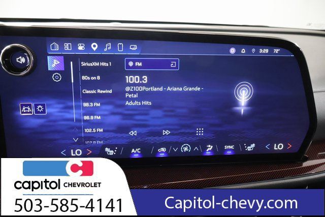 Used 2025 Chevrolet Traverse Z71 AWD/4WD image 24
