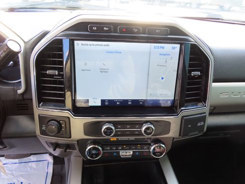 Used 2022 Ford F250 Lariat w/ Lariat Value Package image 38