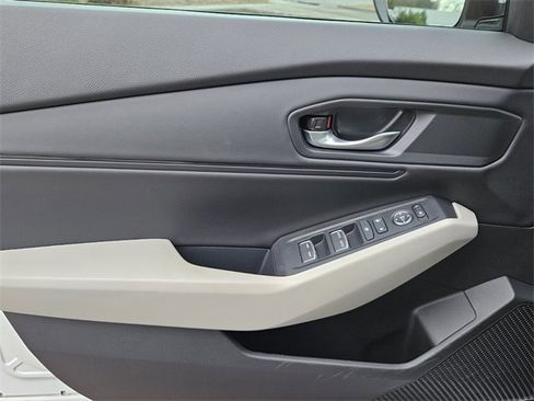 Certified 2025 Honda Accord SE image 27
