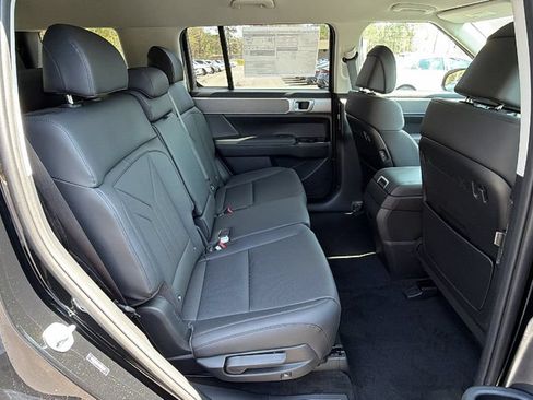 New 2026 Hyundai Santa Fe SEL FWD image 17