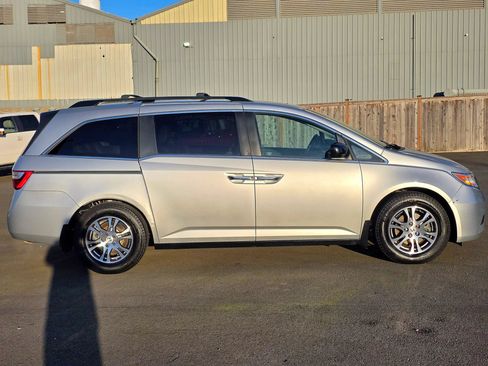 Used 2012 Honda Odyssey EX-L image 8