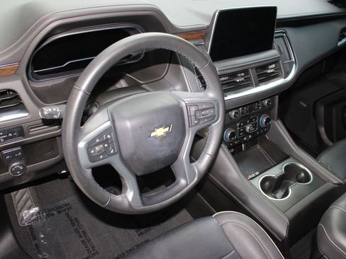 Used 2023 Chevrolet Tahoe Premier image 4