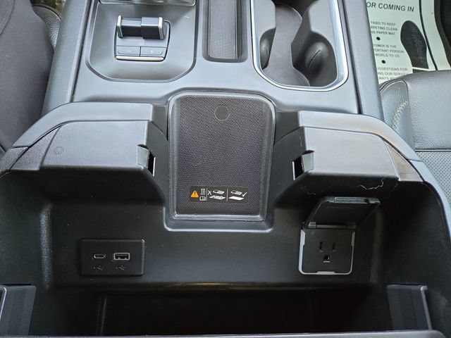 Used 2024 GMC Sierra 1500 Denali w/ Technology Package AWD/4WD image 23