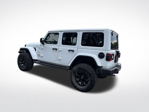 Used 2022 Jeep Wrangler Unlimited Sahara w/ Safety Group AWD/4WD image 3