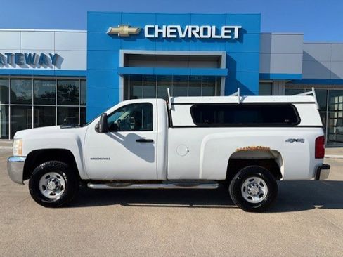 Used 2010 Chevrolet Silverado 2500 W/T image 1