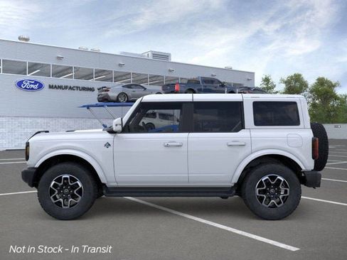 New 2025 Ford Bronco Outer Banks image 3
