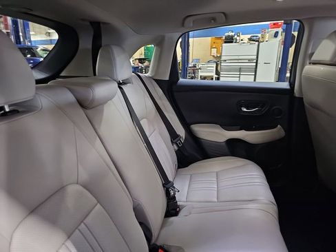 Used 2024 Honda HR-V EX-L image 27