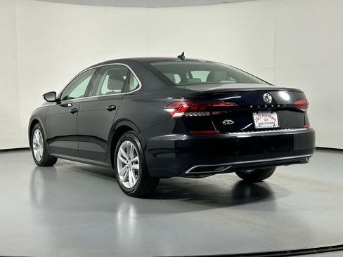 Used 2020 Volkswagen Passat 2.0T SE image 5