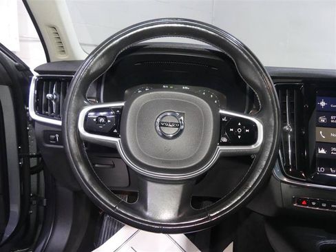 Used 2018 Volvo S90 T5 Momentum w/ Convenience Package AWD/4WD image 31