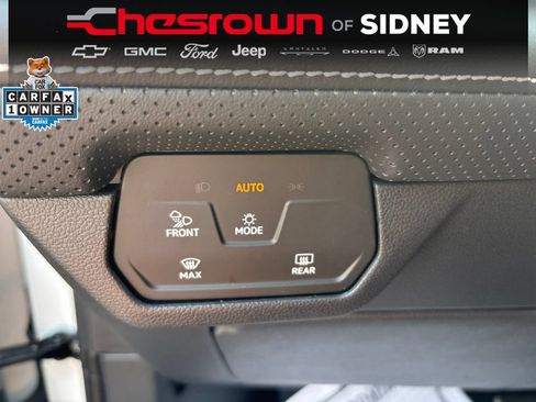 Used 2025 Volkswagen Atlas Cross Sport SE AWD/4WD image 15
