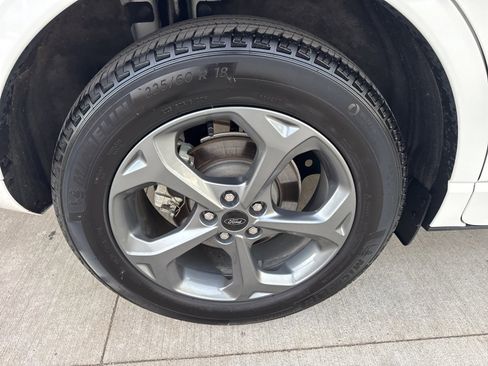 Certified 2023 Ford Escape ST-Line w/ Tech Pack #1 image 19