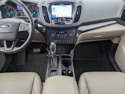 Used 2019 Ford Escape Titanium image 19