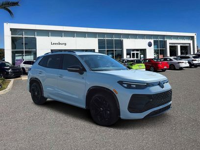 New 2026 Volkswagen Tiguan SE R-Line