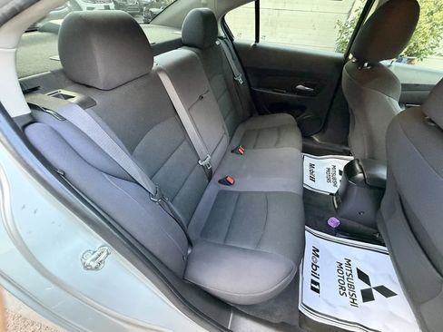 Used 2015 Chevrolet Cruze LT FWD image 33