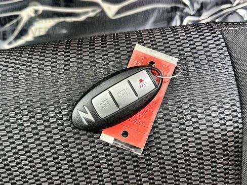 Used 2014 Nissan 370Z Coupe RWD image 30