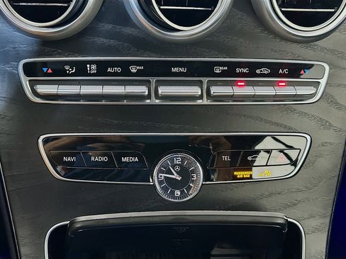 Used 2019 Mercedes-Benz C 300 Cabriolet image 23