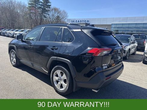 Used 2019 Toyota RAV4 XLE w/ Convenience Package AWD/4WD image 3