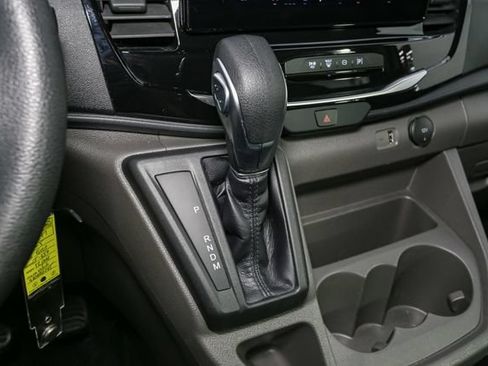 Used 2025 Ford Transit 350 XLT RWD image 27