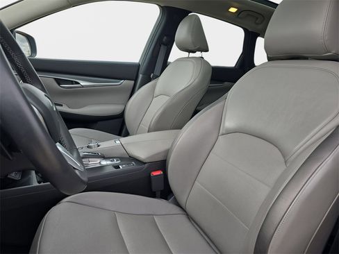 Certified 2024 INFINITI QX50 Luxe image 18