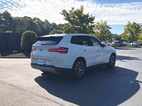 Used 2025 BMW X3 xDrive30i w/ Premium Package AWD/4WD image 5