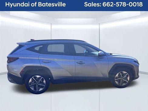 Used 2026 Hyundai Tucson SEL FWD image 6