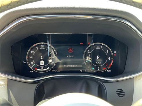 New 2026 Jaguar F-PACE R-Dynamic S image 16