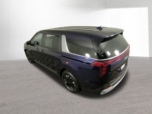 New 2026 Kia Carnival LXS image 35