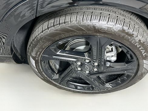 Used 2025 Chevrolet Equinox EV RS FWD image 11