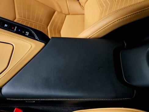 Used 2023 Chevrolet Corvette Stingray Premium Cpe w/ Z51 Performance Package RWD image 68