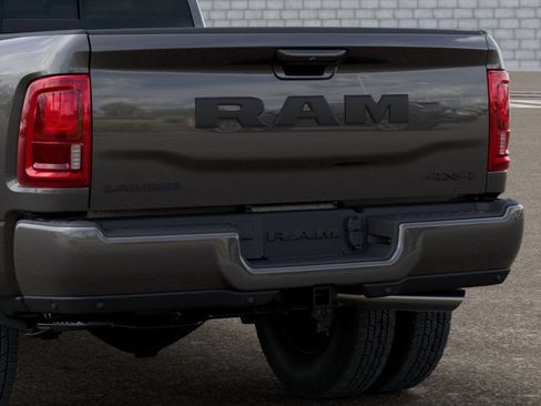 New 2026 RAM 3500 Laramie AWD/4WD image 20