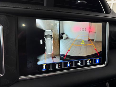 Certified 2024 GMC Yukon Denali AWD/4WD image 25