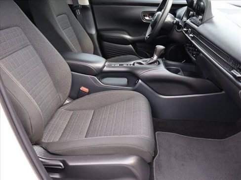 Used 2025 Honda HR-V LX image 23