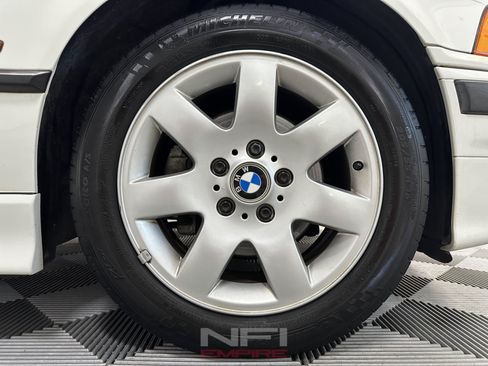 Used 1999 BMW 323i Convertible RWD image 25