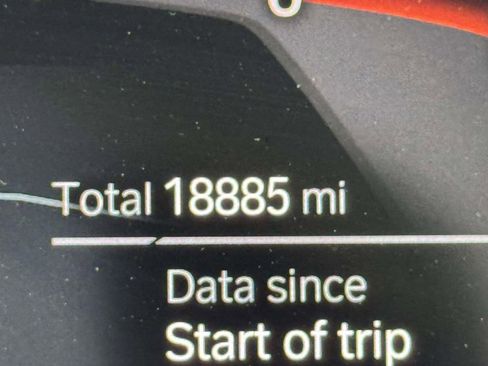 Used 2023 BMW X3 xDrive30i w/ Premium Package image 2