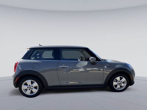 Used 2020 MINI Cooper 2-Door Hardtop image 10