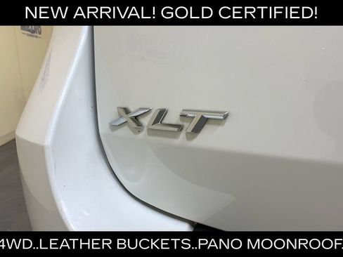 Used 2022 Ford Explorer XLT w/ Equipment Group 202A AWD/4WD image 19