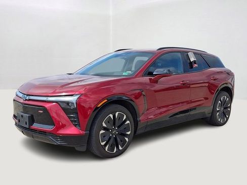 Used 2024 Chevrolet Blazer EV RS AWD/4WD image 3