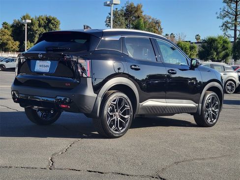 New 2026 Nissan Kicks SR w/ SR Premium Package image 2