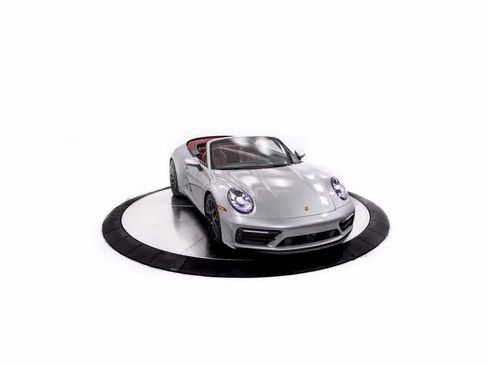 Certified 2024 Porsche 911 Carrera 4 image 37