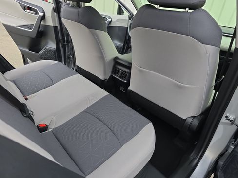Used 2024 Toyota RAV4 XLE image 17