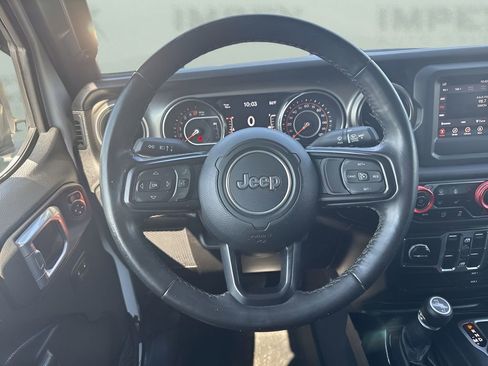 Used 2021 Jeep Gladiator Sport AWD/4WD image 13