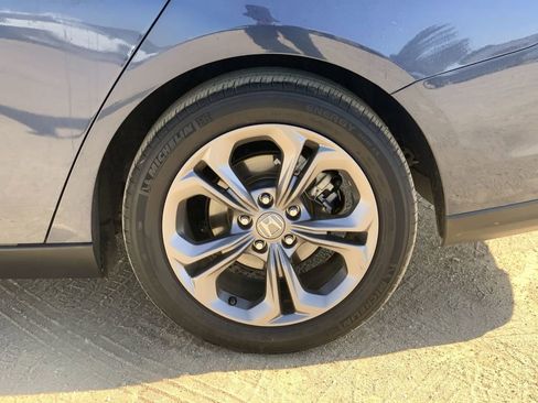 Used 2023 Honda Accord EX image 31