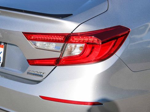 Used 2021 Honda Accord Sport Special Edition image 10