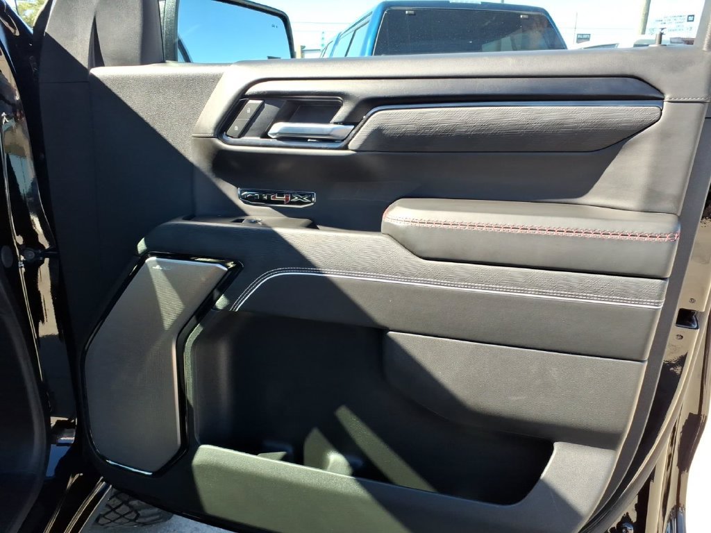 Used 2025 GMC Sierra 1500 AT4X AWD/4WD image 13