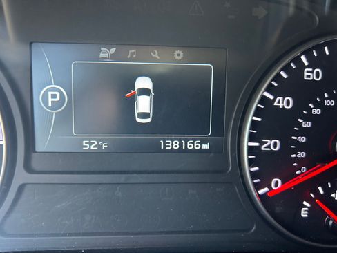 Used 2017 Kia Optima Premium image 16