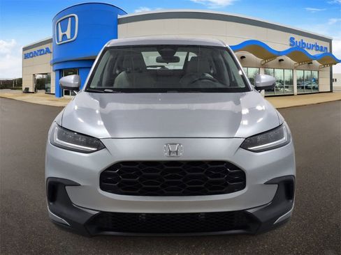 Used 2024 Honda HR-V LX image 3